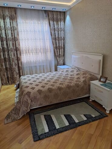 razin stansiyasi: Ev iki mərtəbəlidir və geniş həyəti var. Həyətdə açıq havada oturmaq — 9