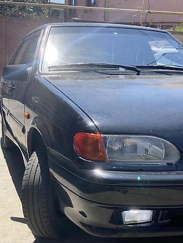 e 3 2: VAZ (LADA) 2115: 1.6 l | 2010 il Sedan — 1
