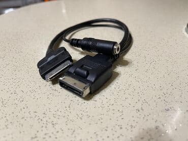 radioidarəedici xizəkli tırtıllı avtomobil: W204 C class audio aux kabel original — 3