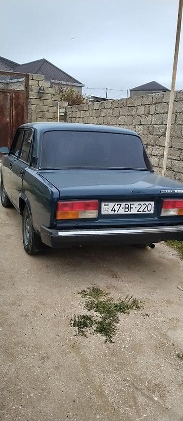 maşin vaz: VAZ (LADA) 2107: 0.6 l | 1995 il 1600000 km Sedan — 4