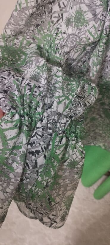 yupqa kofta: Kostum 42 razmer cemi 1 defe geyunilib hec bir defekti yoxdu 150 man — 3