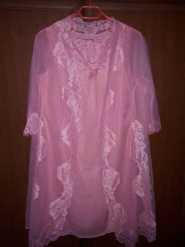 iç geyim: Пеньюары/Gecelikler : cehrayi --15 manat M qara M -- 5 manat — 1