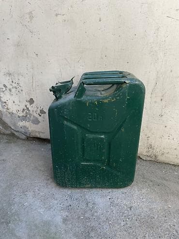 teker 215 55 16: Metal yanacaq bidonu – 20 litr - Həcm: 20 l (gövdədə işarələnib) - — 2