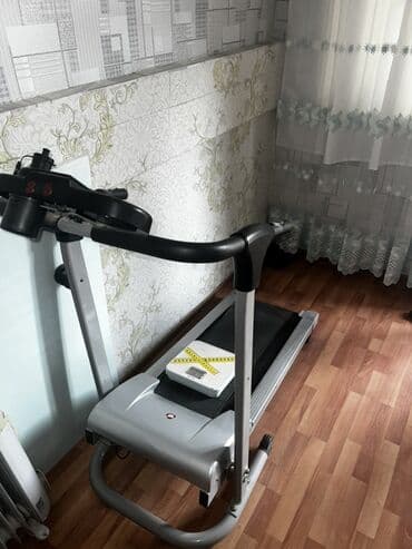 Elektrikli qaçış yolu (treadmill) - Kompakt dizayn: Ev istifadəsi