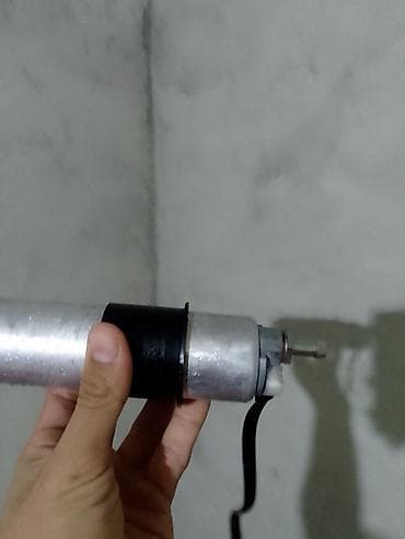 traktorlar alqi satqisi: Mercedes C200 1.8 mühərrik üçün benzin nasosu satılır. İşlək — 3