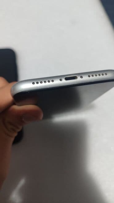 iphone xr 64 gb qiymeti: IPhone Xr, 128 GB, Ağ, Face ID, Simsiz şarj — 6