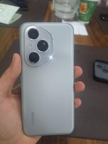 nokia x6 pro: Honor 400 Pro, rəng - Gümüşü — 1