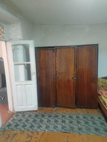Дома: 2 комнаты, 50 м², Средний ремонт — 4
