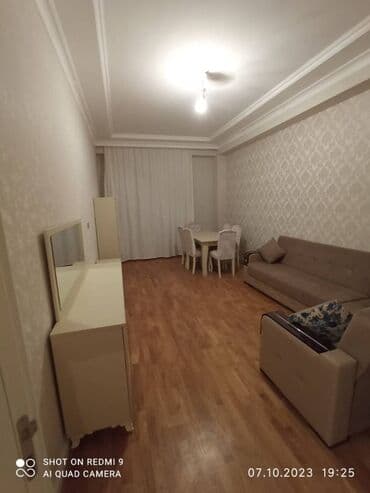 sumqayit 8 ci mikrorayon kiraye evler: Sumqayıt şəhəri,Bulvar küçəsi,Krstal2dəümumi sahəsi 115kv.m olan 3 — 2