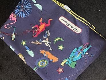 Salvatore Ferragamo ipək şərf - Material: 100% ipək (etiketdə — 2