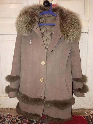 oryental geyimi: Qadın qış palto - Rəng: boz-qəhvəyi - Material: qalın, yumşaq parça; — 1