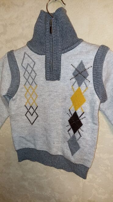 uşaqlar üçün hədiyyələr: Uşaq qışlıq koftalar.Biri yeni,digərləri bir dəfə geyinilib yeni — 14