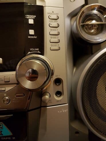 Avtoelektronika: 3 DVD changer musiqi mərkəzi. Hər bir funksiyası işlək vəziyyətdədir — 5