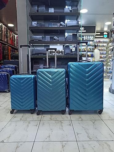 Məhsul: Sərt korpuslu çamadan dəsti (3 ölçü) - Rəng: metalik mavi -