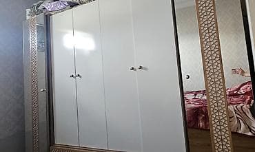 Диваны: 2 односпальные кровати, Шкаф, Комод, Трюмо, Беларусь, Б/у — 2