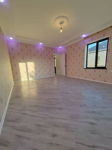 yeni evlər: Qaraçuxur qəs. 4 otaqlı, 200 kv. m, Yeni təmirli — 19