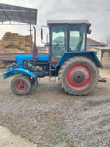 İnkubatorlar: T-28 model 1992-ci il Traktor+ 2 Laped və dırmığ ilə biryerdə satılır — 2