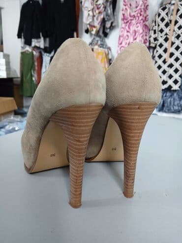 замшевые туфли на платформе: Туфли, Размер: 38, цвет - Бежевый, Б/у — 5