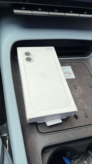 Apple iPhone: IPhone 16 Plus, 128 GB, Ağ — 5