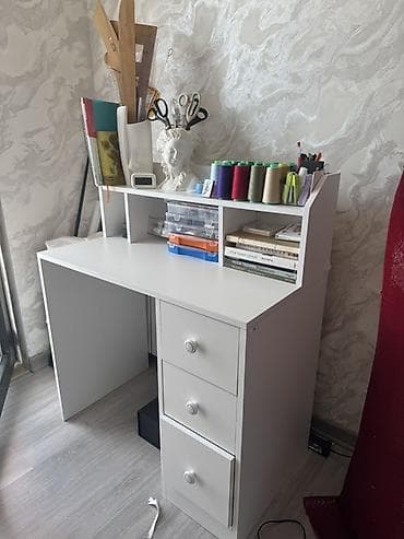 mdf qapi: Düz masa, Stulsuz, Polkalı, Siyirməli, MDF — 1