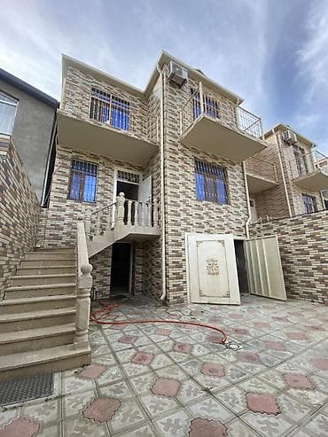 tecili satilir turbo az: 🔥 Fürsət villa – ideal yaşayış üçün! 🏠 3 mərtəbə, tam təmirli 🚿 2-ci — 1