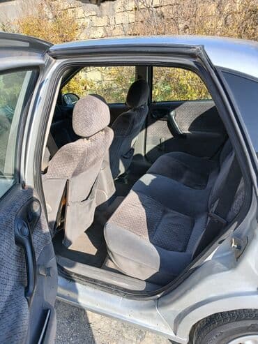 opel astra h 1.3 turbo qiymeti: Opel Vectra: 1.8 l | 1996 il 449000 km Sedan — 6