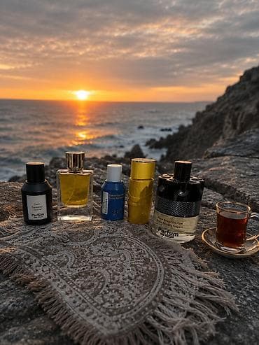 katrin ətir: 🖤 Dior Sauvage – 50 ML “Vəhşi xarizma bir qoxuda.”50azn 🥃 Sole — 1