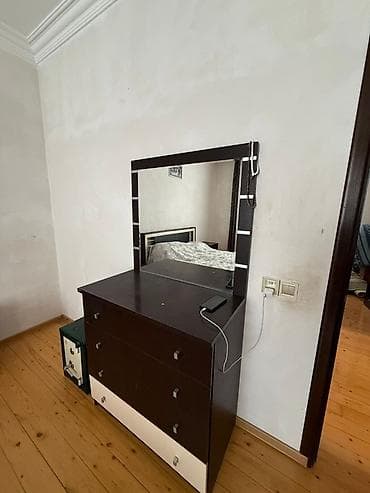 İkinəfərlik çarpayı, 2 tumba