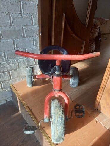 детские трехколесные велосипеды вest trike: Uşaq üçtəkərli velosipedi - Korpus: möhkəm metal çərçivə, qırmızı — 1