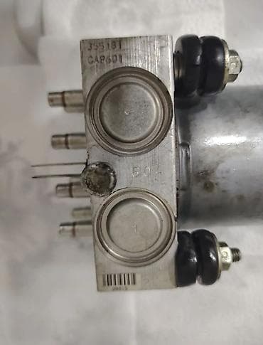 centra masin: ABS hidravlik blok + nasos modulu.İşlənmis.Toyota Camry üçün Məhsul — 2