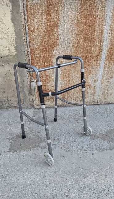 Yerimək üçün arabalar, çəliklər, əsalar, rollatorlar: Topdan və Pərakəndə Anbardan Satiş. Whatsapa gonderin qiymeti oyrenmek — 5