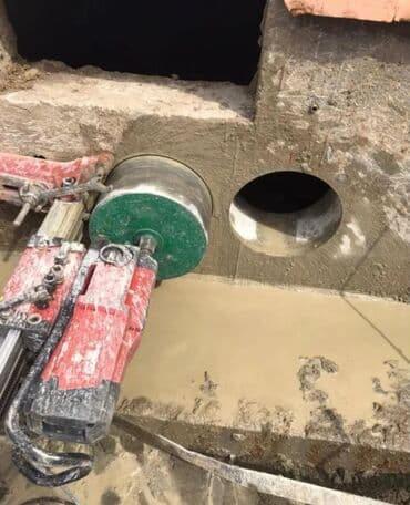 qumlama xidmeti: Beton kesen beton kesimi betondeşen beton kəsmə deşmə xidməti səssiz — 12