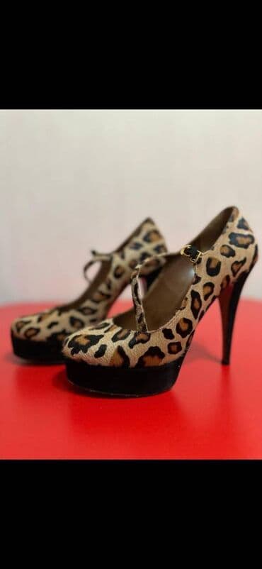 женские толстовки на молниями: Туфли, Размер: 39, Б/у — 1