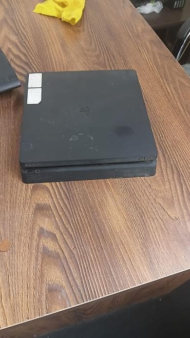 pleys: Ps 4 500 Gb Yaddaşla Şunur yeri xarabdı qalan hər şey superdi 200 azn — 1