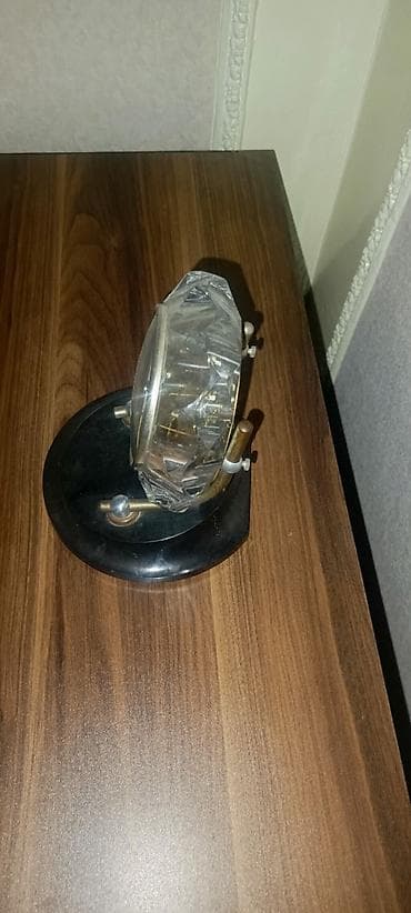 iş dəftəri: Masaüstü mexaniki saat – “11 jewels, Made in USSR” Təsvir: - Sovet — 3