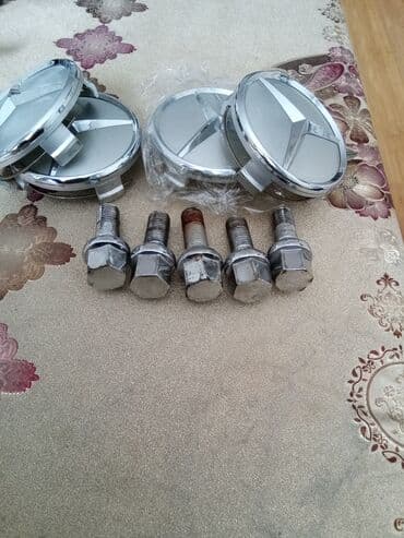 teker disk: Mercedes təkər boltu və təkərin ortasına emblem işlənmiş ancaq əla — 2