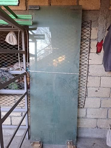 1 kisə sement: Şüşədən tükən qapıları.2 cütdür.Heç bir Heç bir yerində sınıq çatlaq — 10