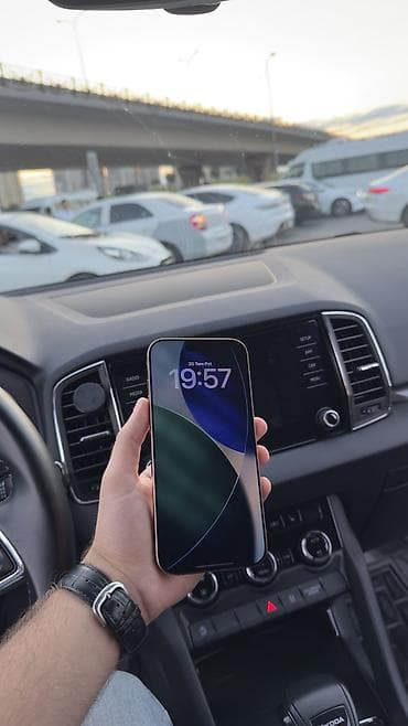 14 pro max ikinci el: IPhone 16 Pro Max, 256 GB, Desert Titanium, Zəmanət, Simsiz şarj, Face ID — 2