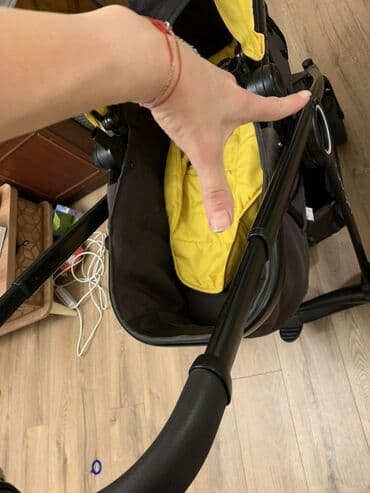 Modullu arabalar: Transformer araba, Chicco, İşlənmiş, Cins: Oğlan, Yaş: 30 ay, Ünvandan götürmə, Ödənişli çatdırılma — 24