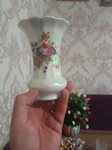 baliq topdan satis: Bir vaza, Farfor — 3