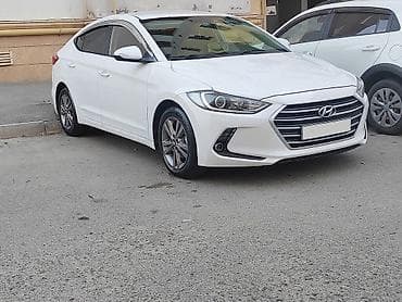 Hyundai Avante: 1.6 l | 2016 il Sedan — 1