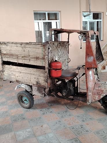 yer sumlayan traktor: Yükdaşıma üçün üçtəkərli motosiklet (karterli motorlu mini yük maşını) — 4