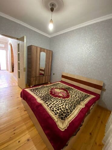 qaracuxurda ev: 75 kv. m, 2 otaqlı — 15