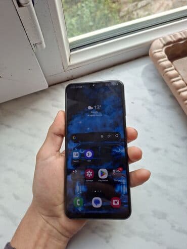 Apple iPhone: Samsung Galaxy A13, 128 GB, rəng - Qara, Düyməli, Barmaq izi, Face ID — 3