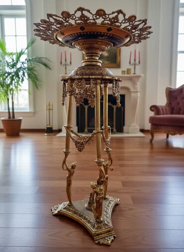 yazi lovhe: Bir vaza, Farfor — 1