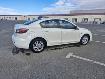 спойлер мазда демио: Mazda3 sedan – ağ rəng, 4 qapı, 5 yerlik.KREDET iLKiN ODENiS 3700 — 3