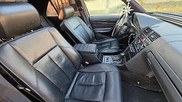 mersedes benz c: Mercedes-Benz C 240: 3.7 l | 1999 il Sedan — 7
