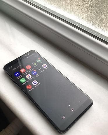 Samsung Galaxy A8 2018, 32 GB, rəng - Qara, Barmaq izi