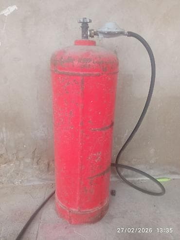 Maye qaz balonu və reduktor komplekti - Rəng: qırmızı, şaquli tip -