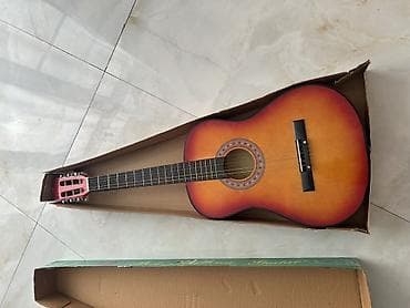 qitar: Klassik akustik gitara – 6 simli, tam ölçülü korpus. Günbatımı — 1